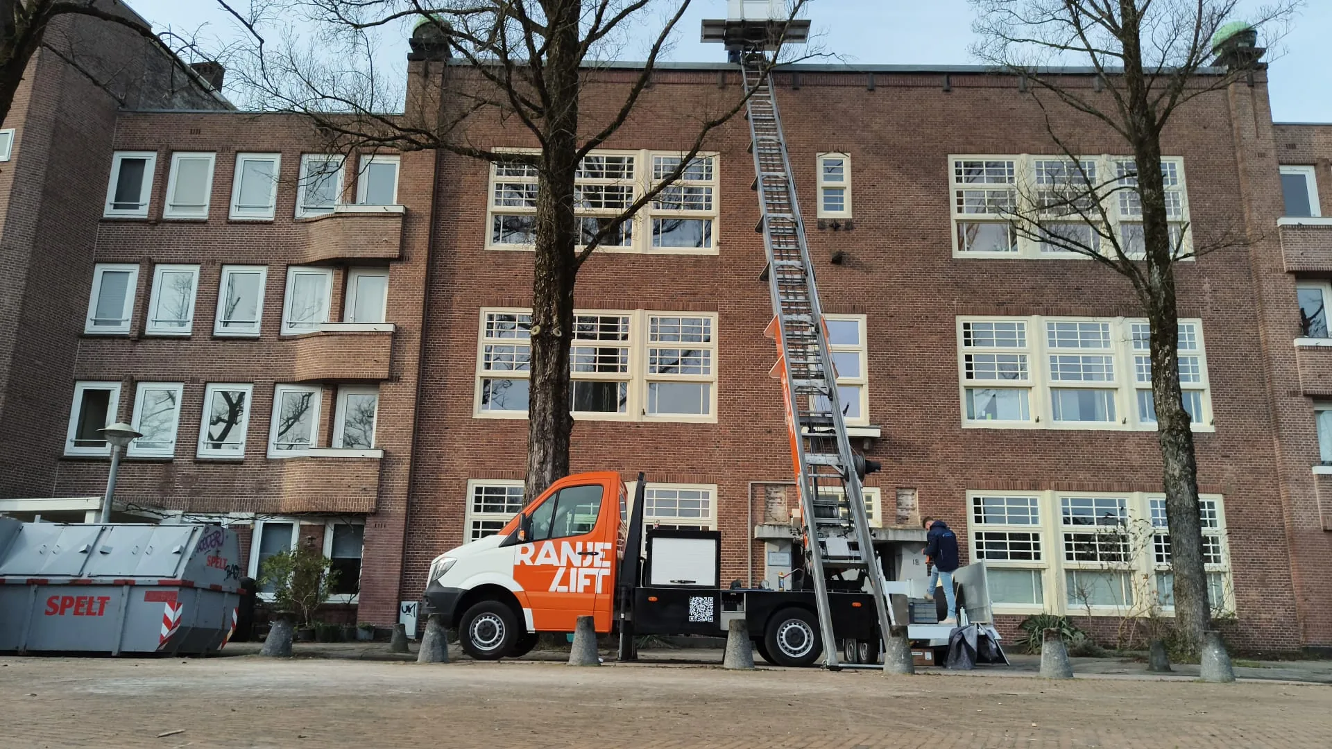 Opbouwlift bij achtertuin woning Soest